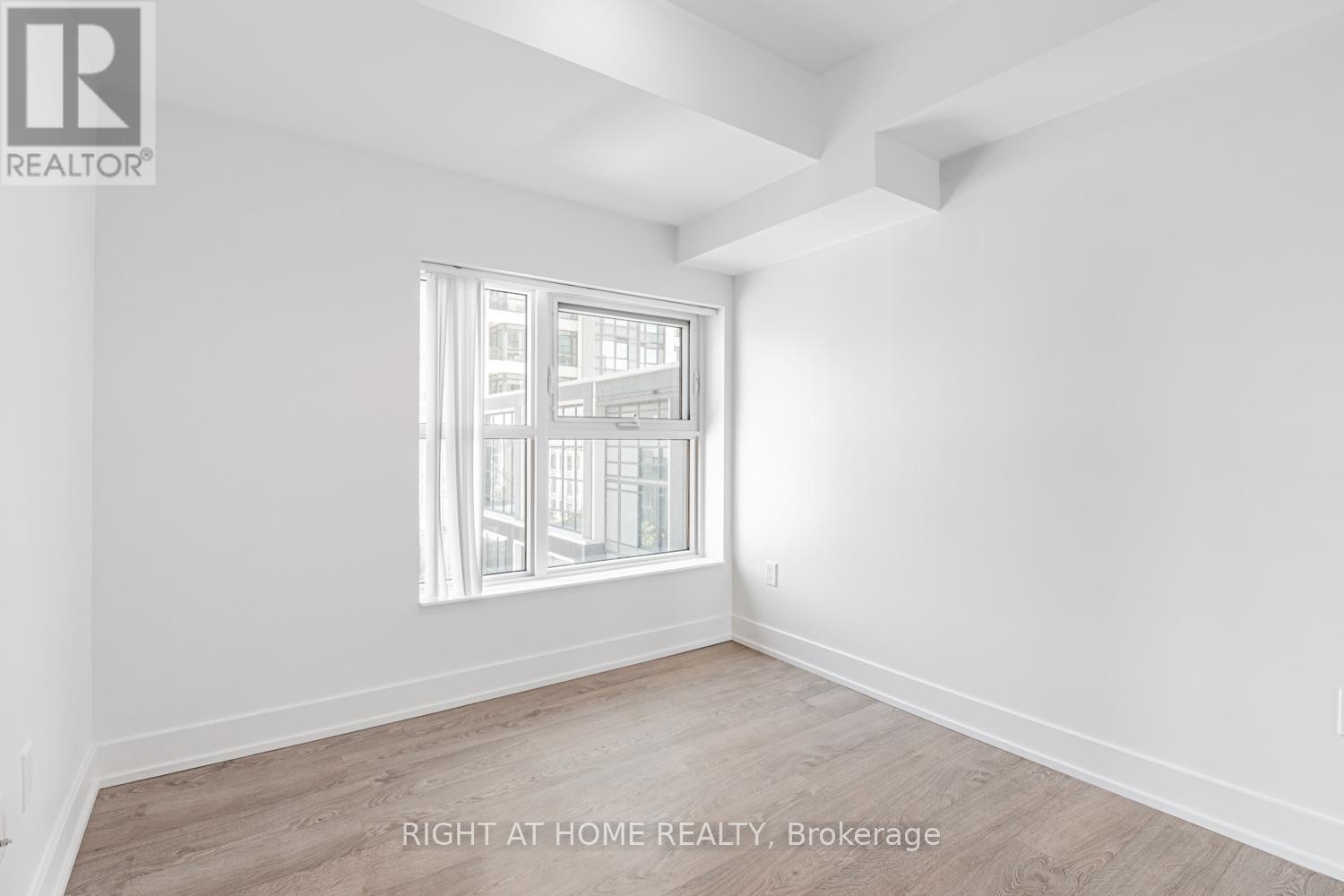 318 - 9 Mabelle Avenue, Toronto, Ontario  M9A 0E1 - Photo 15 - W12387392