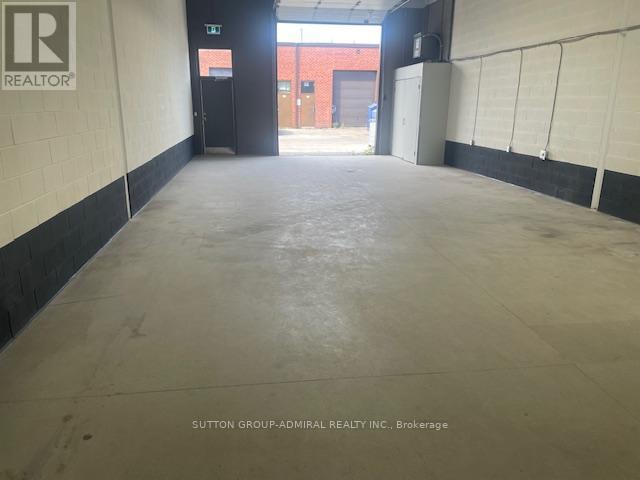 29 - 2011 Lawrence Avenue W, Toronto, Ontario  M9N 3V3 - Photo 10 - W12375961
