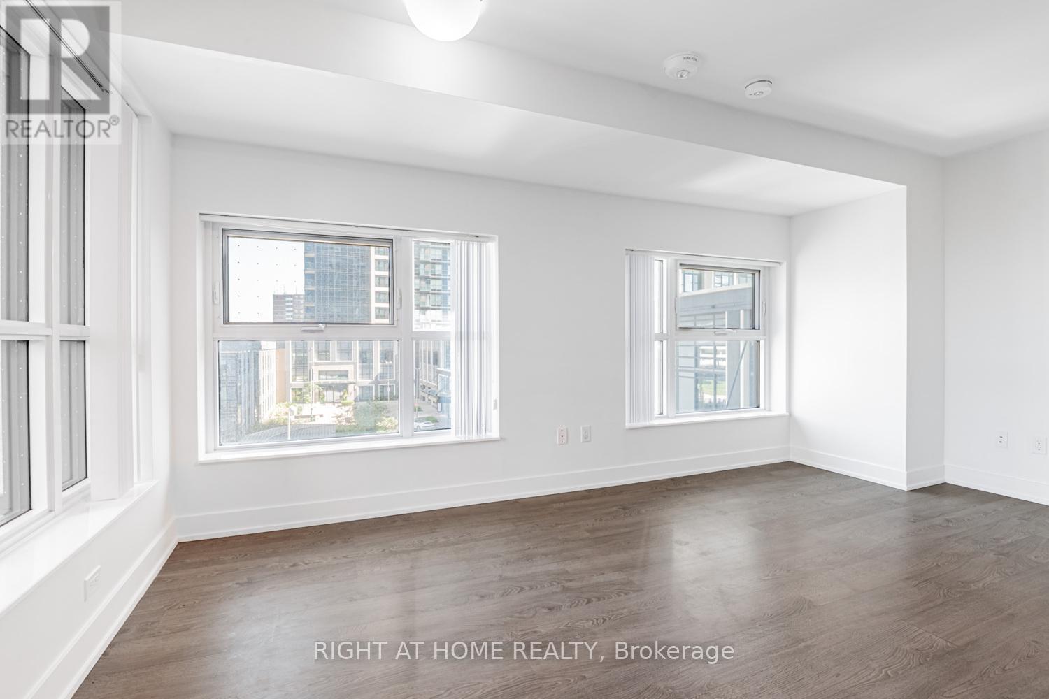 318 - 9 Mabelle Avenue, Toronto, Ontario  M9A 0E1 - Photo 12 - W12387392