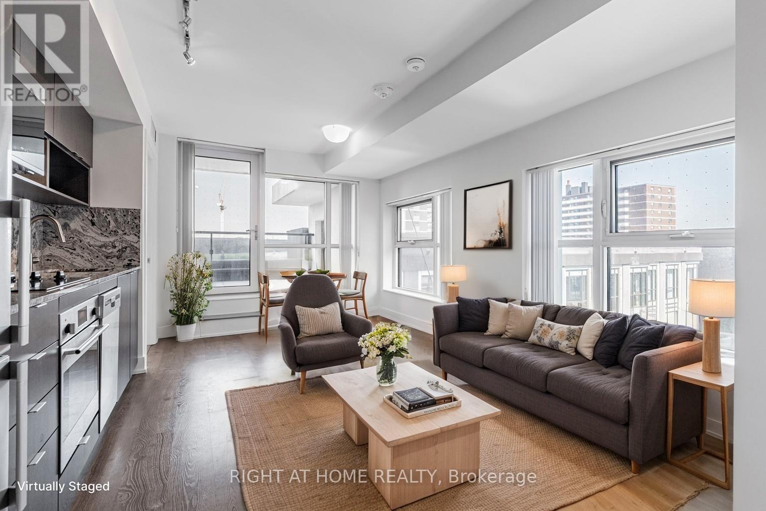 318 - 9 Mabelle Avenue, Toronto, Ontario  M9A 0E1 - Photo 4 - W12387392