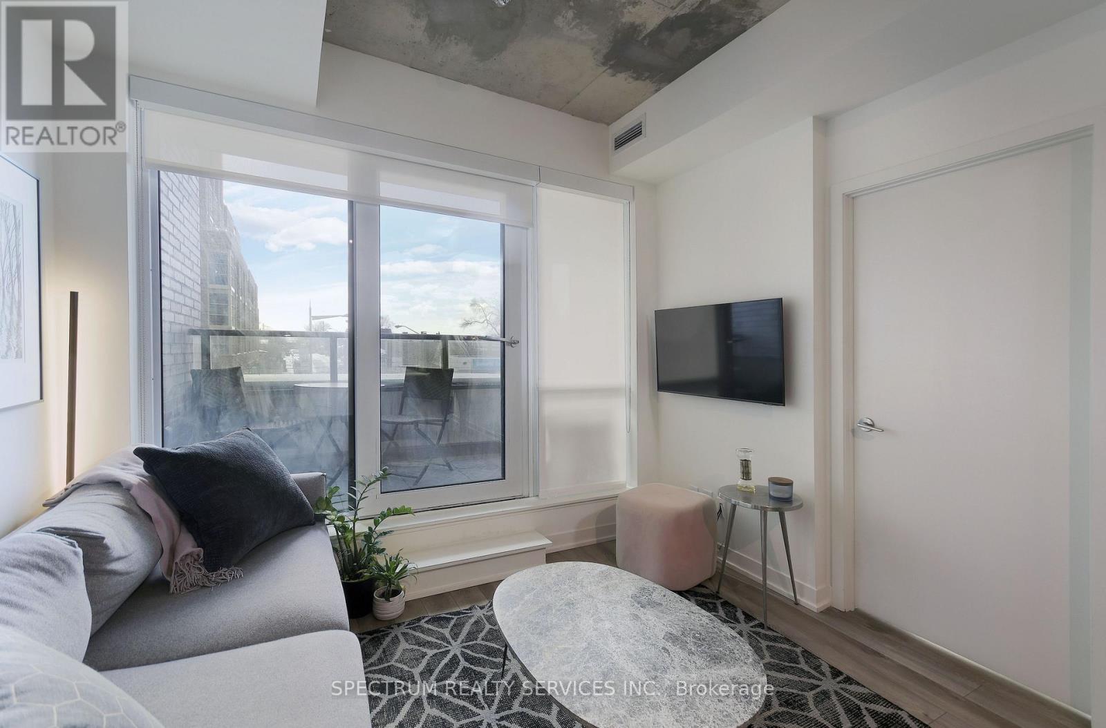 215 - 1808 St. Clair Avenue W, Toronto, Ontario  M6N 0C1 - Photo 11 - W12390983