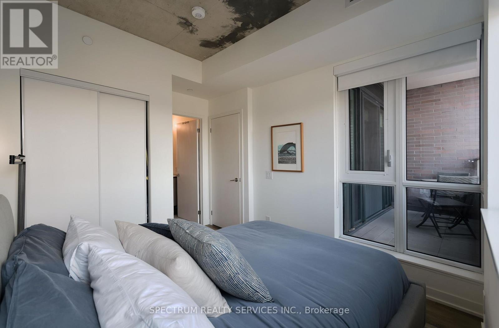 215 - 1808 St. Clair Avenue W, Toronto, Ontario  M6N 0C1 - Photo 23 - W12390983
