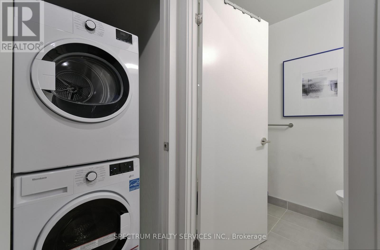 215 - 1808 St. Clair Avenue W, Toronto, Ontario  M6N 0C1 - Photo 30 - W12390983