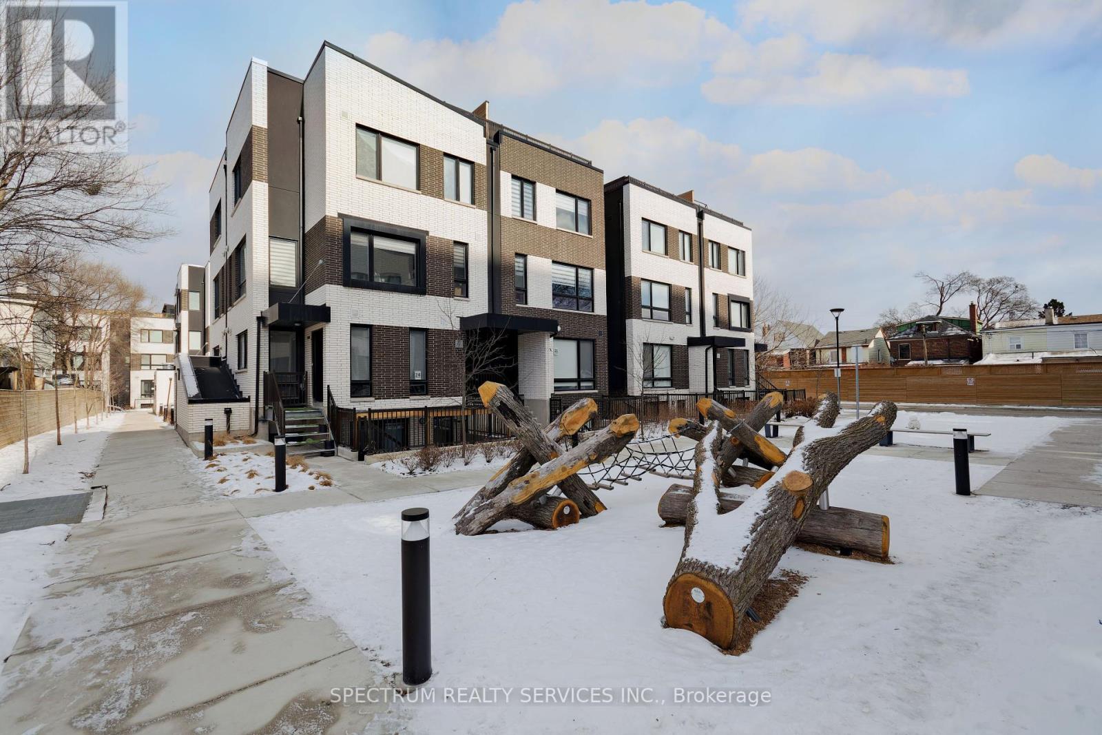 215 - 1808 St. Clair Avenue W, Toronto, Ontario  M6N 0C1 - Photo 37 - W12390983