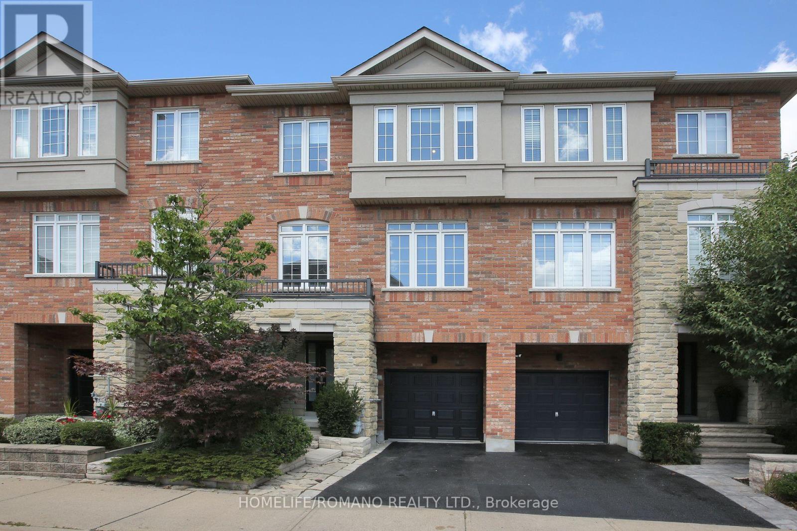 14 RAMAGE LANE, Toronto, Ontario