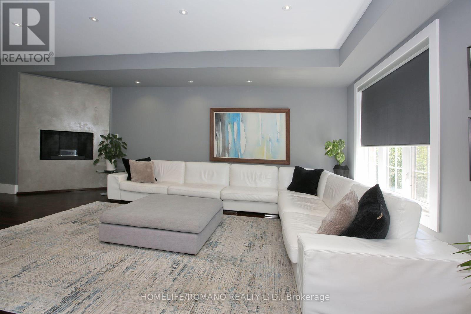 14 Ramage Lane, Toronto, Ontario  M9C 5S6 - Photo 10 - W12391001