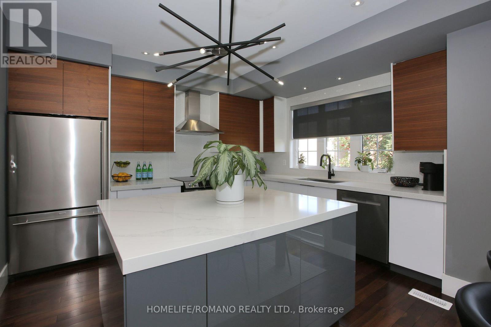 14 Ramage Lane, Toronto, Ontario  M9C 5S6 - Photo 14 - W12391001
