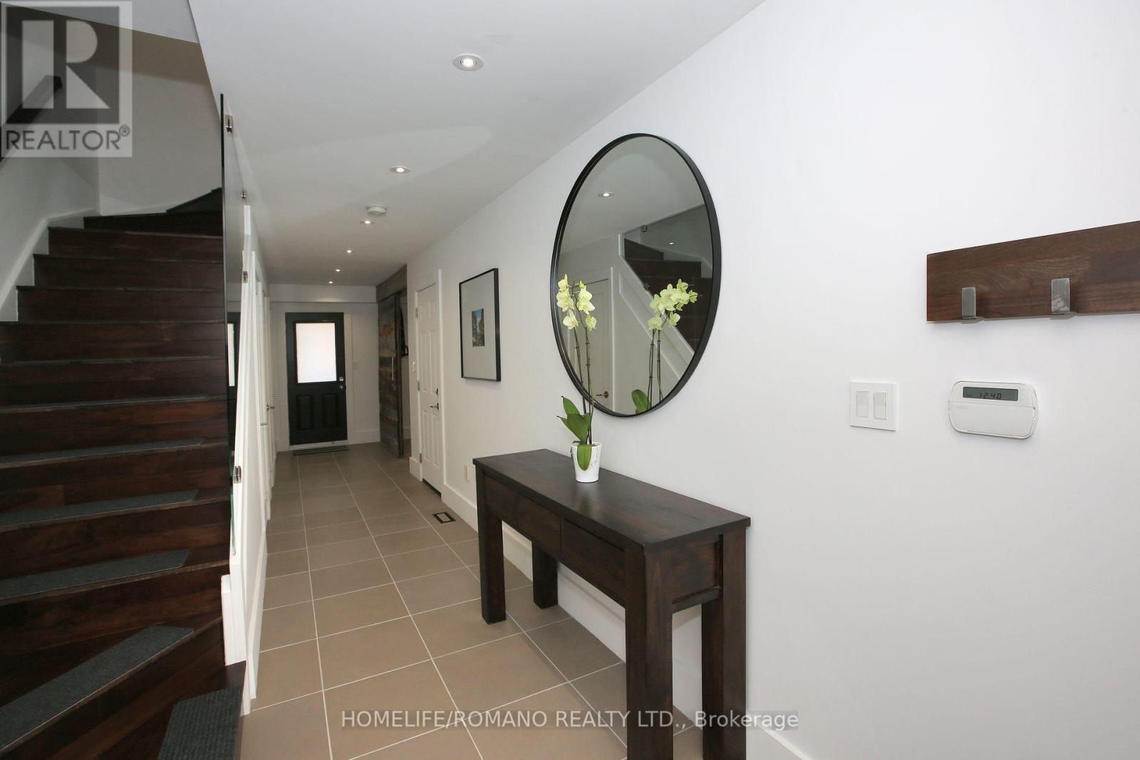 14 Ramage Lane, Toronto, Ontario  M9C 5S6 - Photo 4 - W12391001