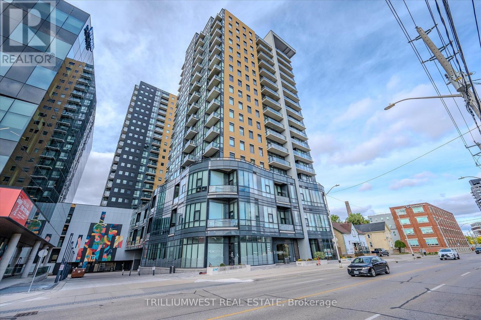 902 - 100 Garment Street, Kitchener, Ontario  N2G 0C3 - Photo 3 - X12390906