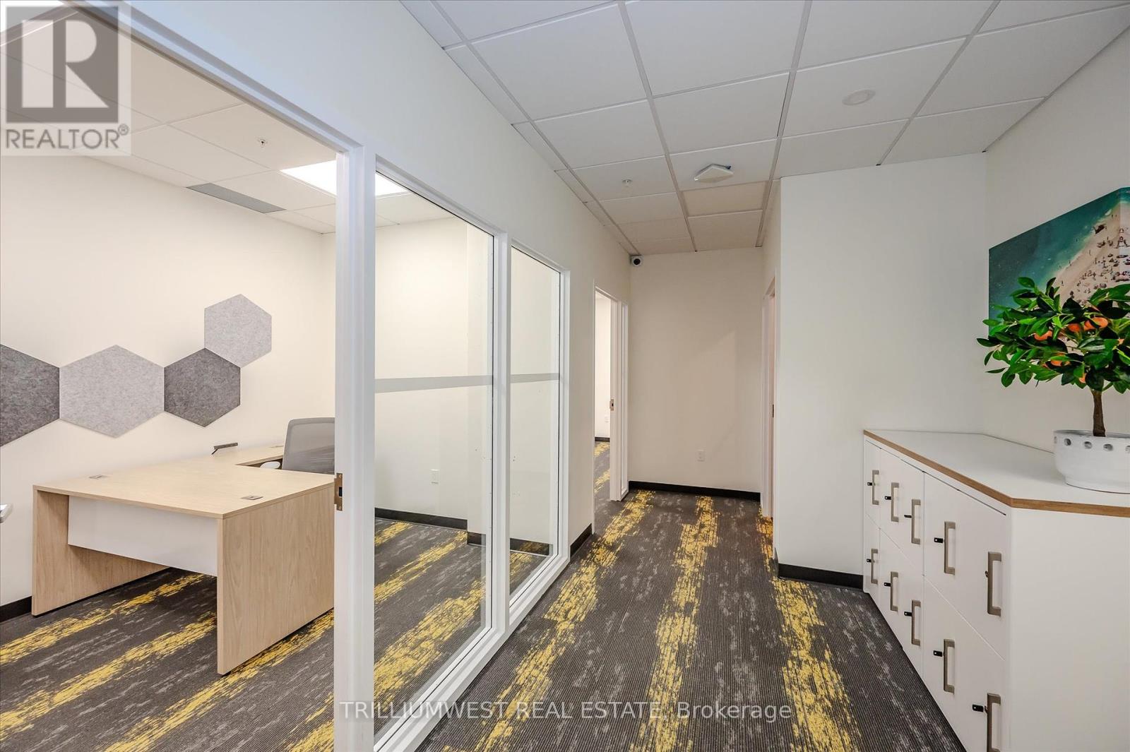 902 - 100 Garment Street, Kitchener, Ontario  N2G 0C3 - Photo 39 - X12390906