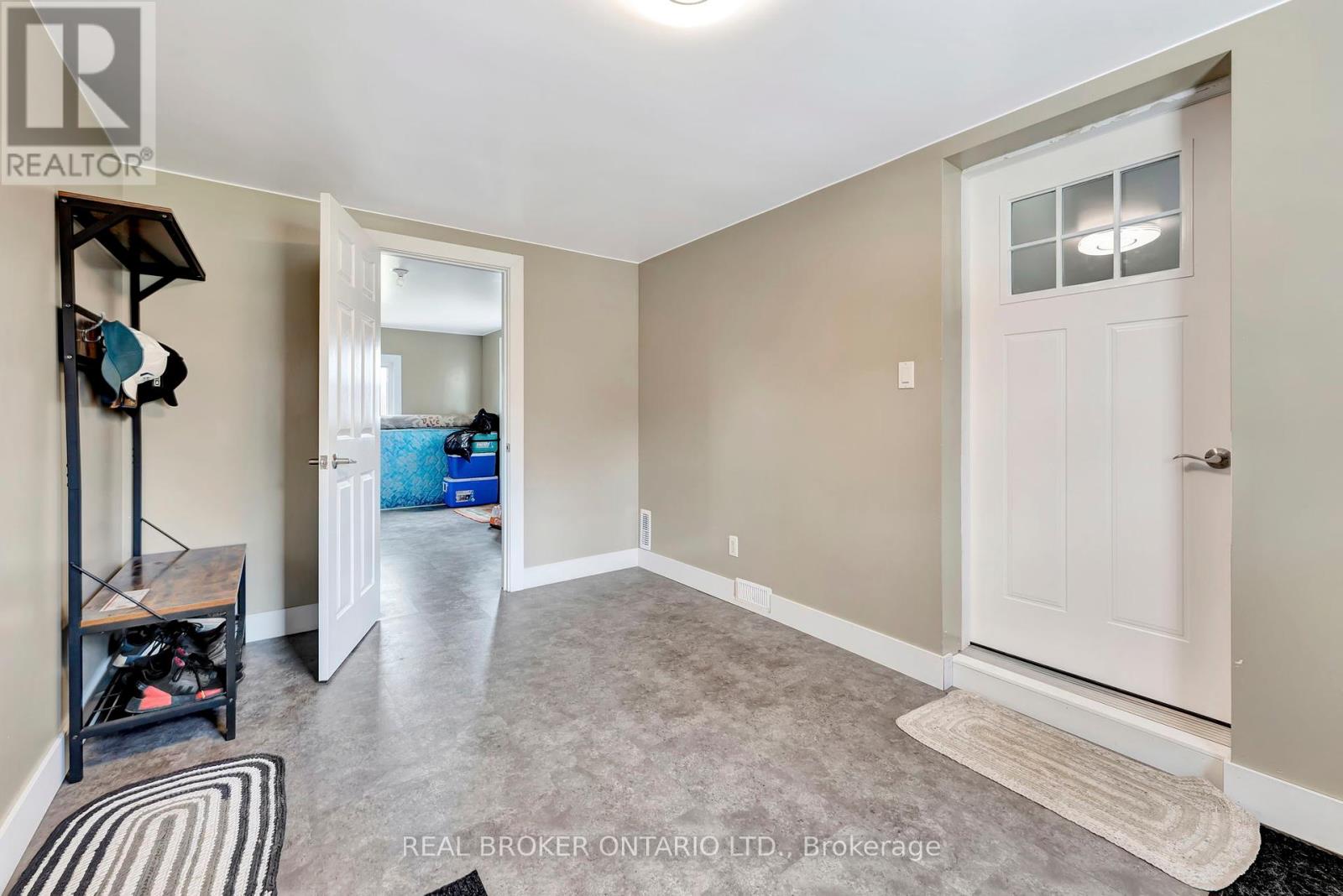 1684 Hazen Road, Norfolk, Ontario  N0E 1G0 - Photo 23 - X12390909