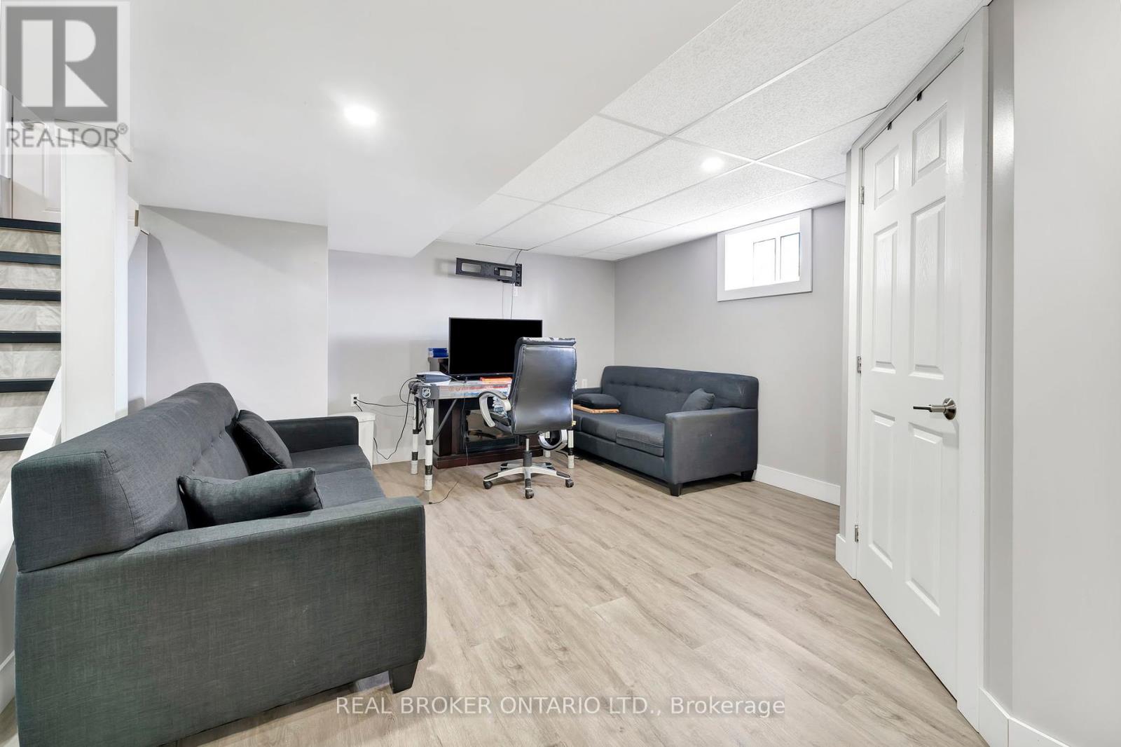 1684 Hazen Road, Norfolk, Ontario  N0E 1G0 - Photo 26 - X12390909