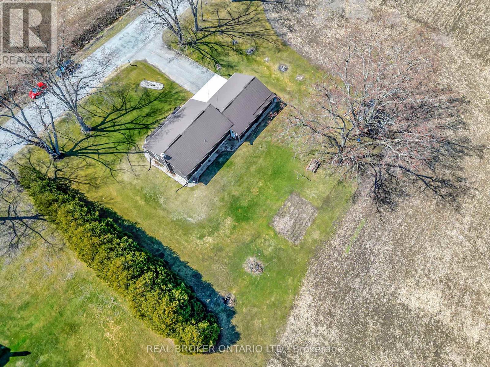 1684 Hazen Road, Norfolk, Ontario  N0E 1G0 - Photo 40 - X12390909