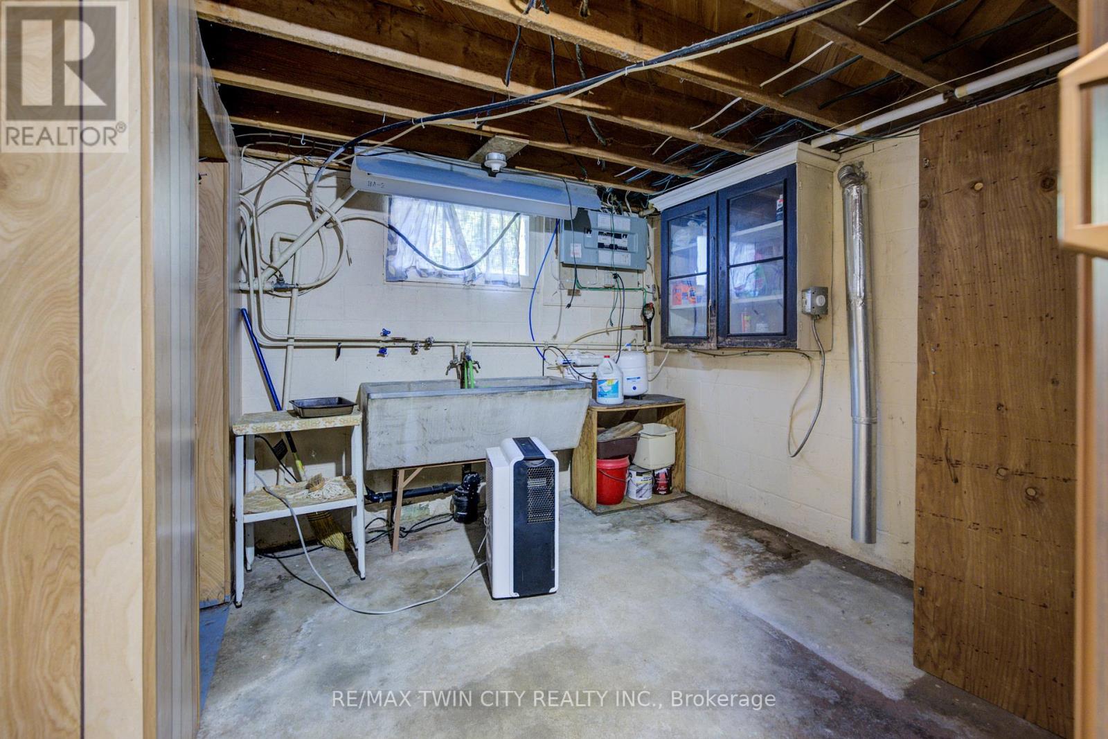 252 Windham Road 13, Norfolk, Ontario  N4B 2W5 - Photo 21 - X12390933
