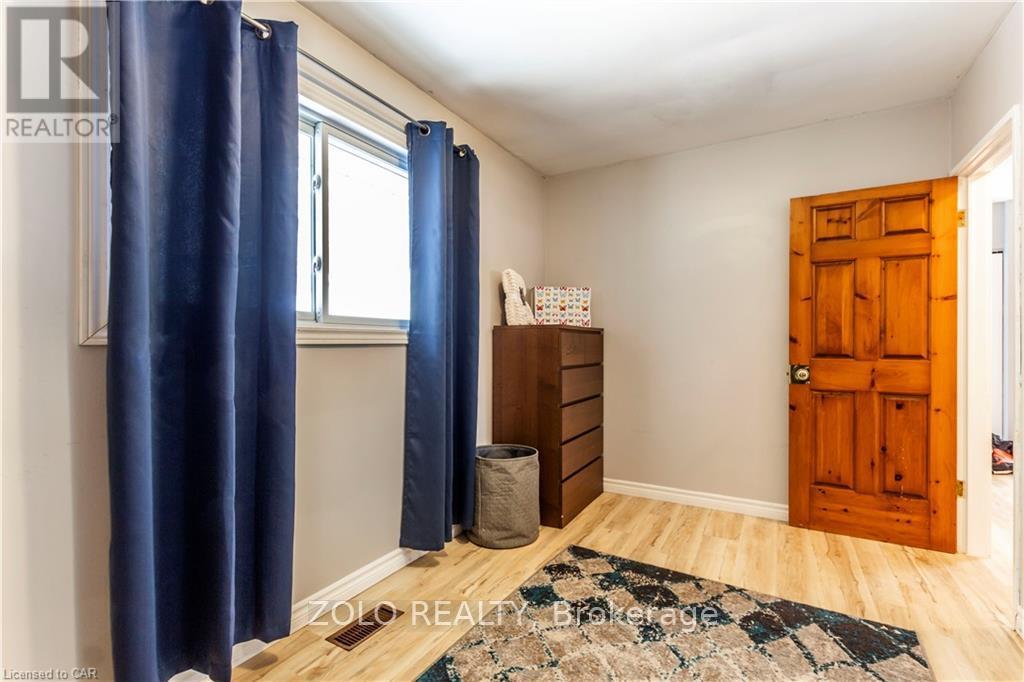 425 Henry Street, Woodstock, Ontario  N4S 1X2 - Photo 6 - X12390939