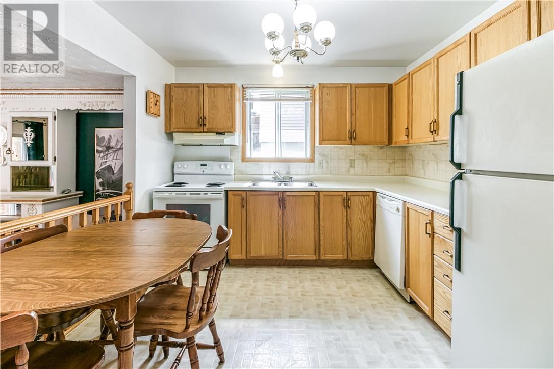 238 Third Avenue, Sudbury, Ontario  P3B 3P8 - Photo 7 - 2124553