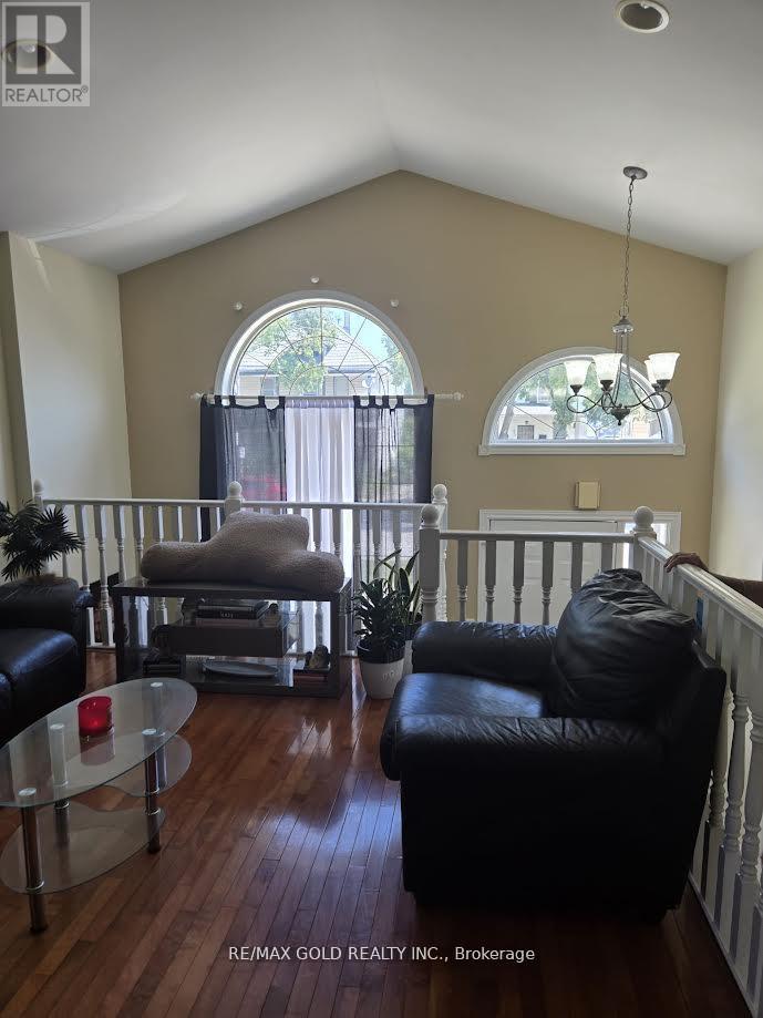975 Albert Road, Windsor, Ontario  N8Y 3P1 - Photo 4 - X12391031
