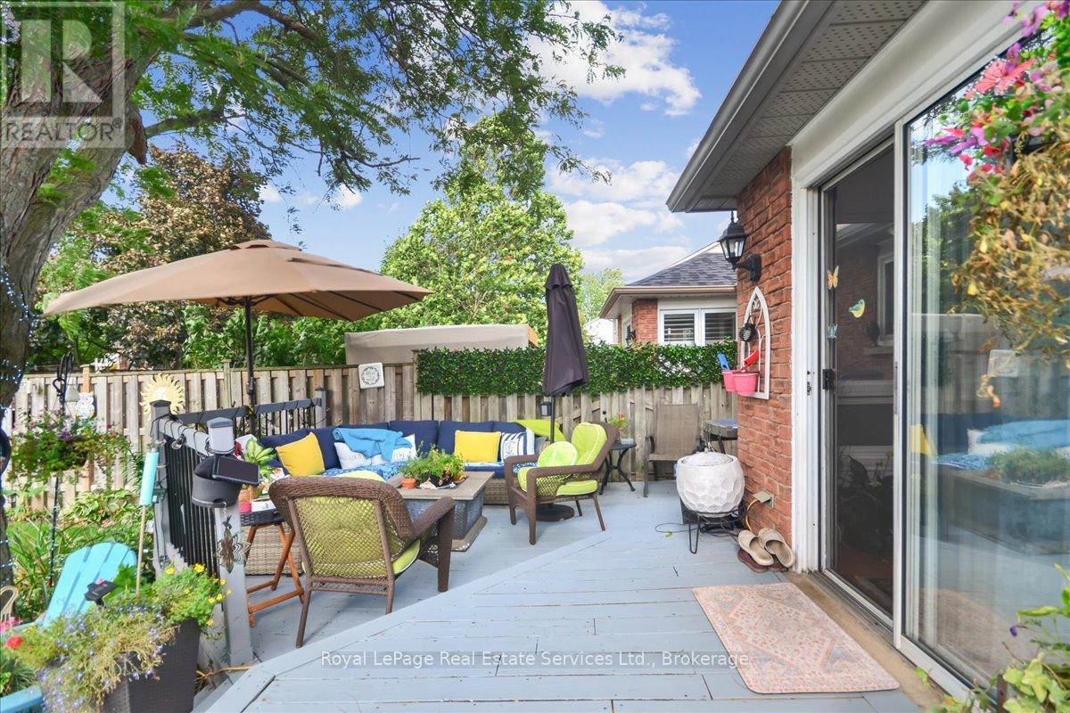 2248 Maclennan Drive, Oakville, Ontario  L6H 5K1 - Photo 26 - W12386906