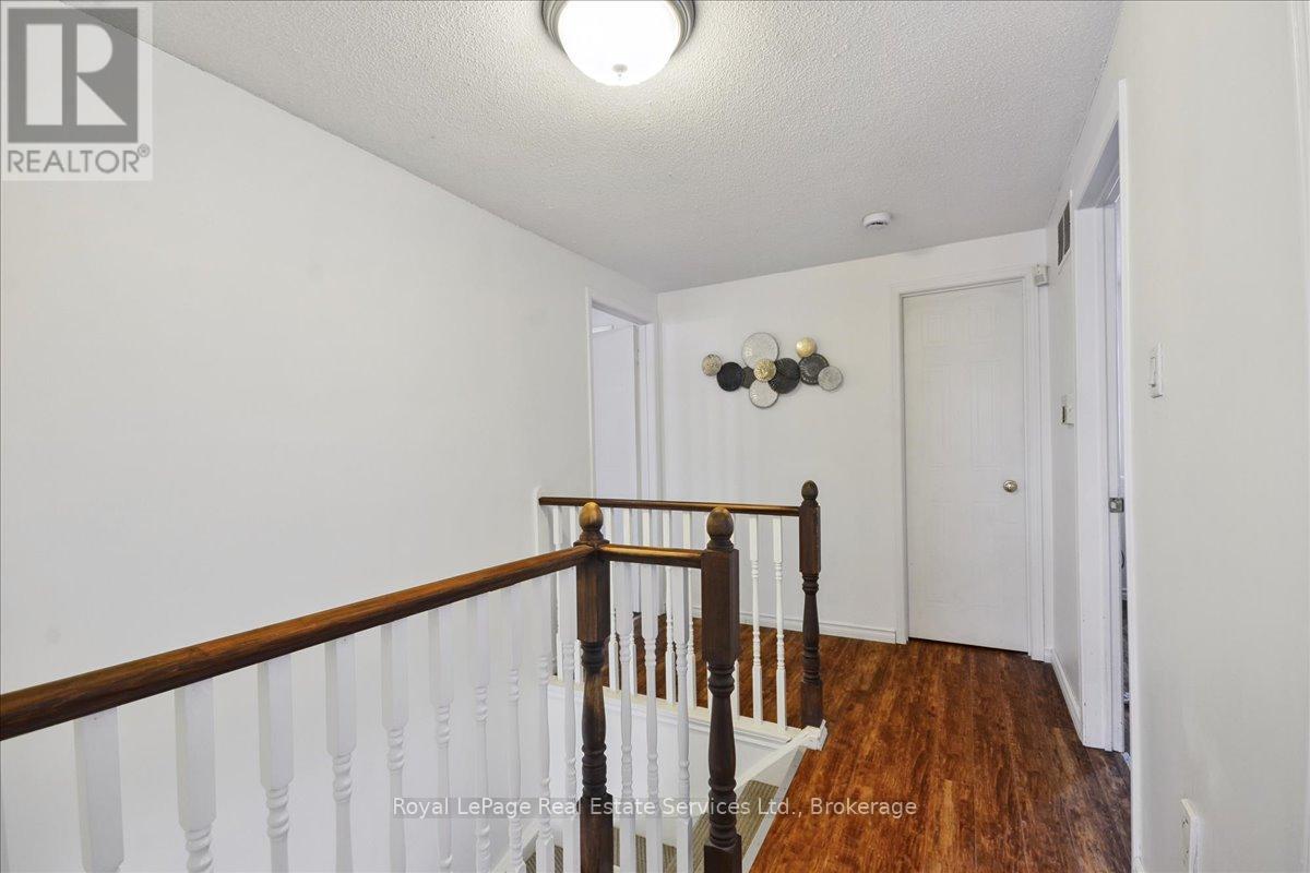 2248 Maclennan Drive, Oakville, Ontario  L6H 5K1 - Photo 14 - W12386906