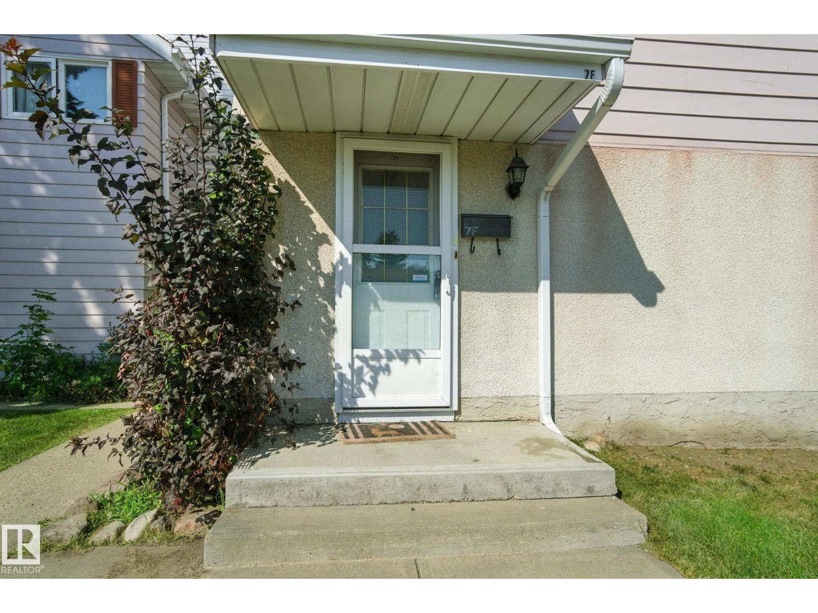 7f Callingwood Co Nw, Edmonton, Alberta  T5T 0H5 - Photo 2 - E4456853
