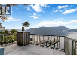 6878 Mark Lane Willis Point, Central Saanich, Ca