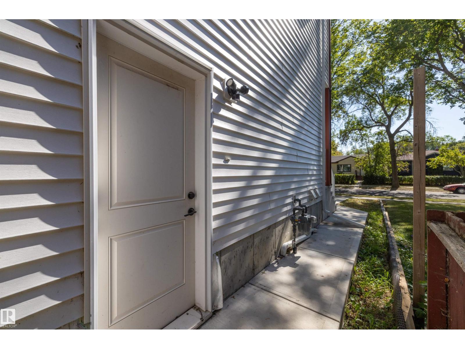 7540 81 Av Nw, Edmonton, Alberta  T6C 0V5 - Photo 47 - E4456854