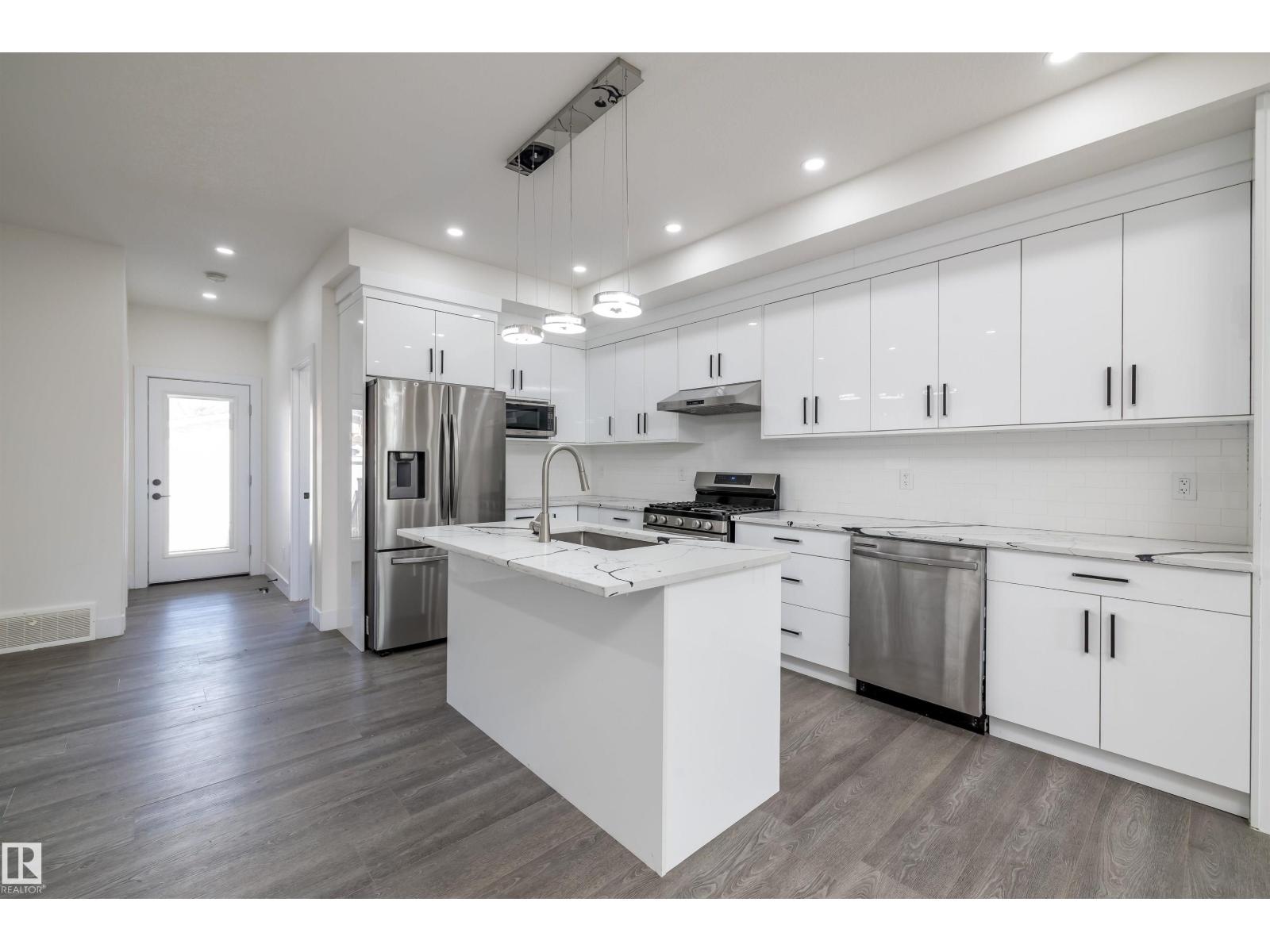 7540 81 Av Nw, Edmonton, Alberta  T6C 0V5 - Photo 8 - E4456854