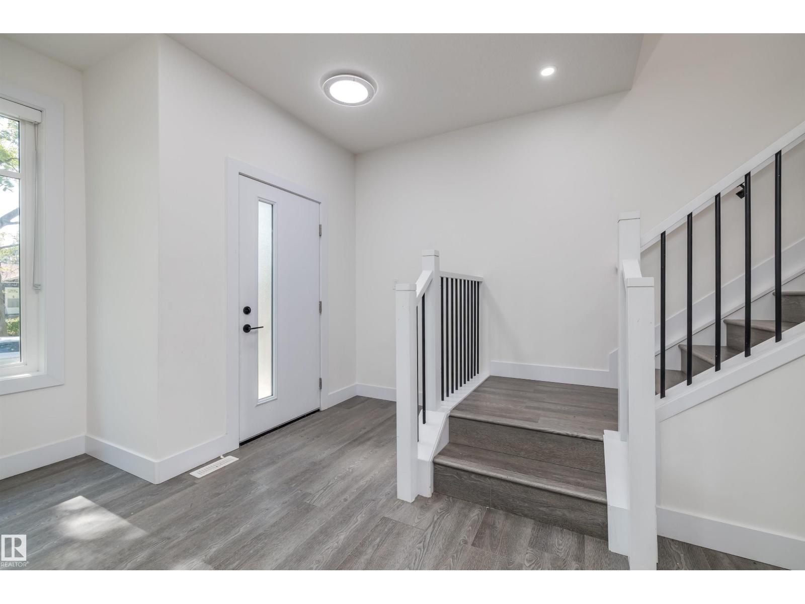 7540 81 Av Nw, Edmonton, Alberta  T6C 0V5 - Photo 3 - E4456854