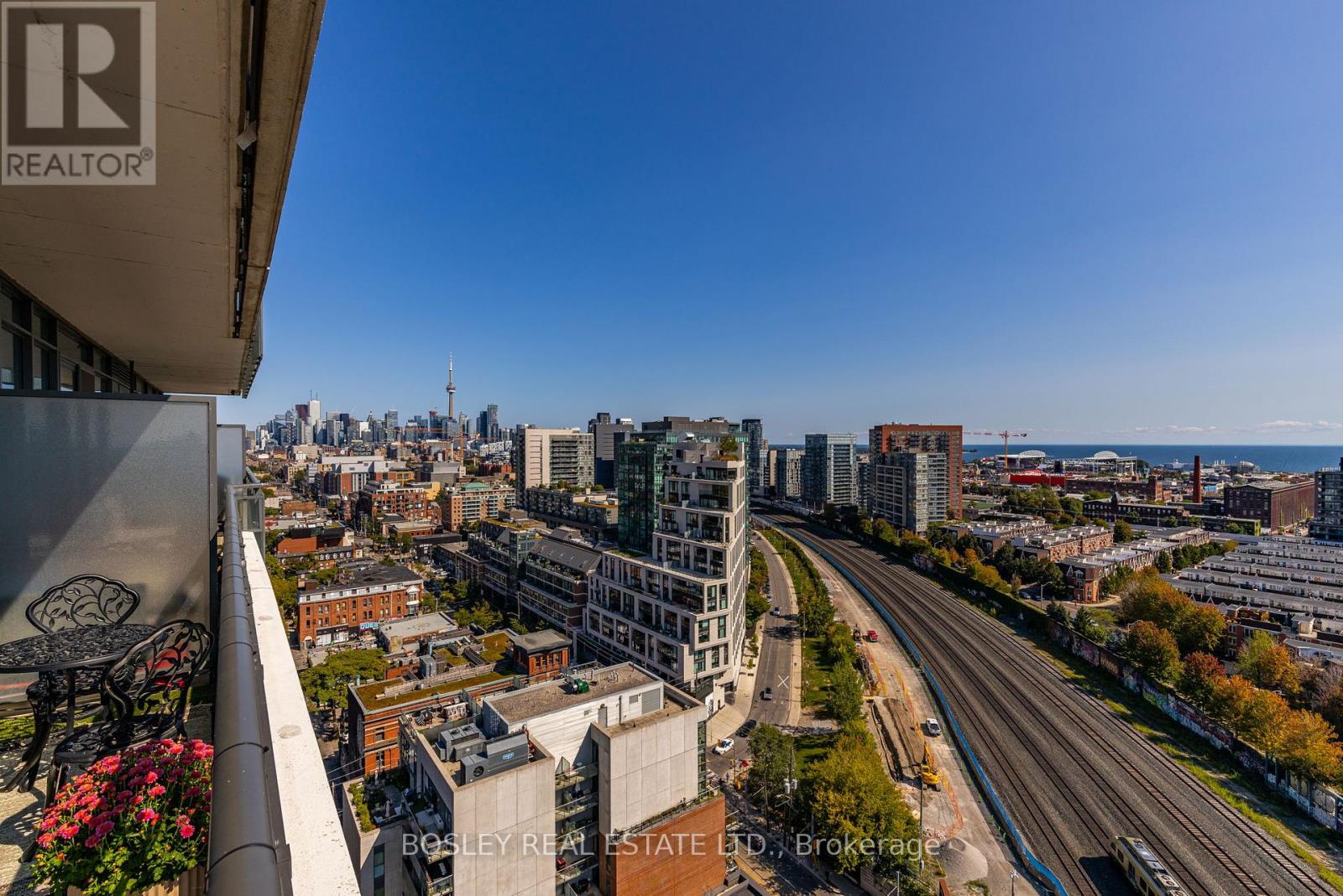 1808 - 20 Minowan Miikan Lane, Toronto, Ontario  M6J 0E5 - Photo 24 - C12391069
