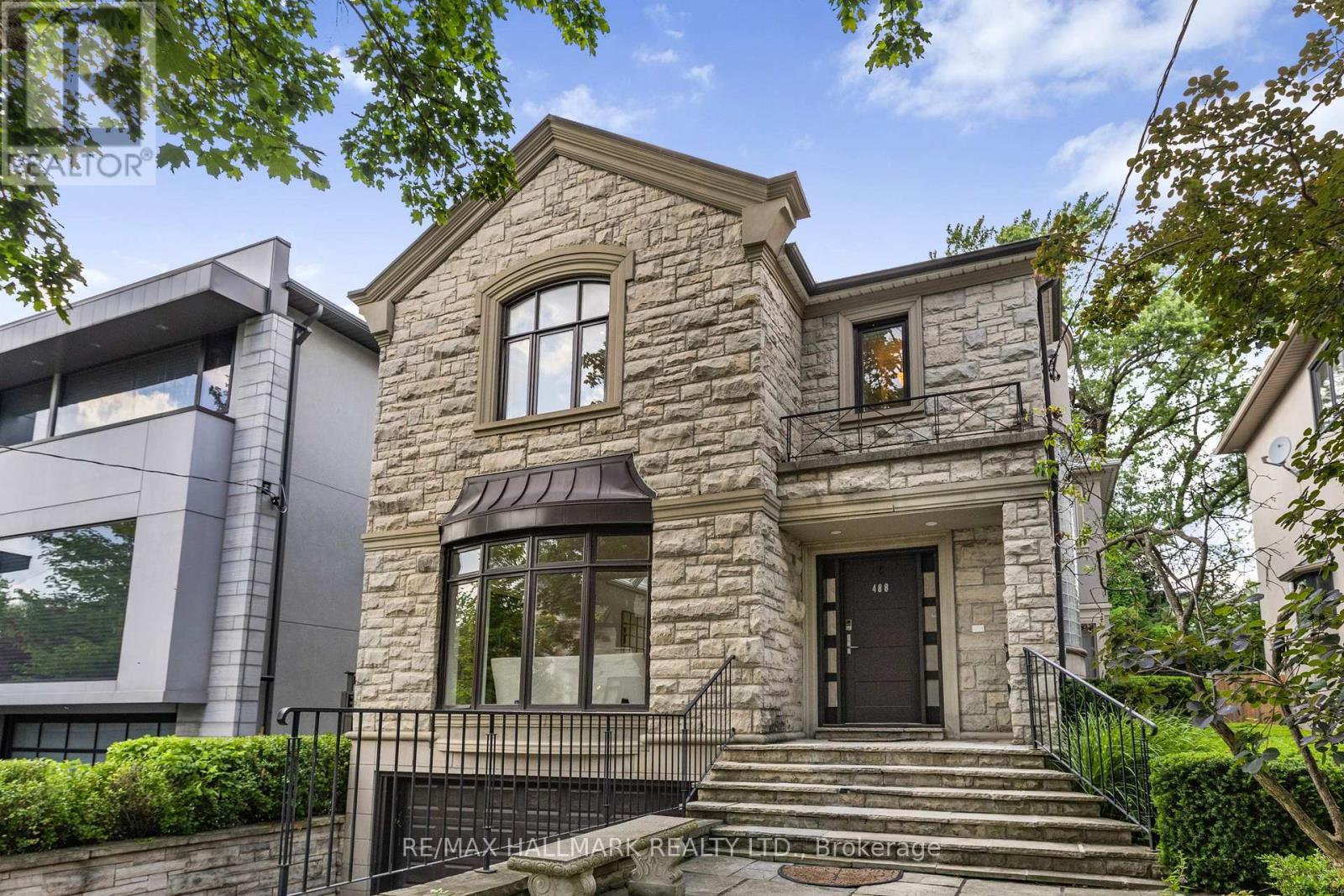 488 Brookdale Avenue, Toronto, Ontario  M5M 1R7 - Photo 1 - C12391083