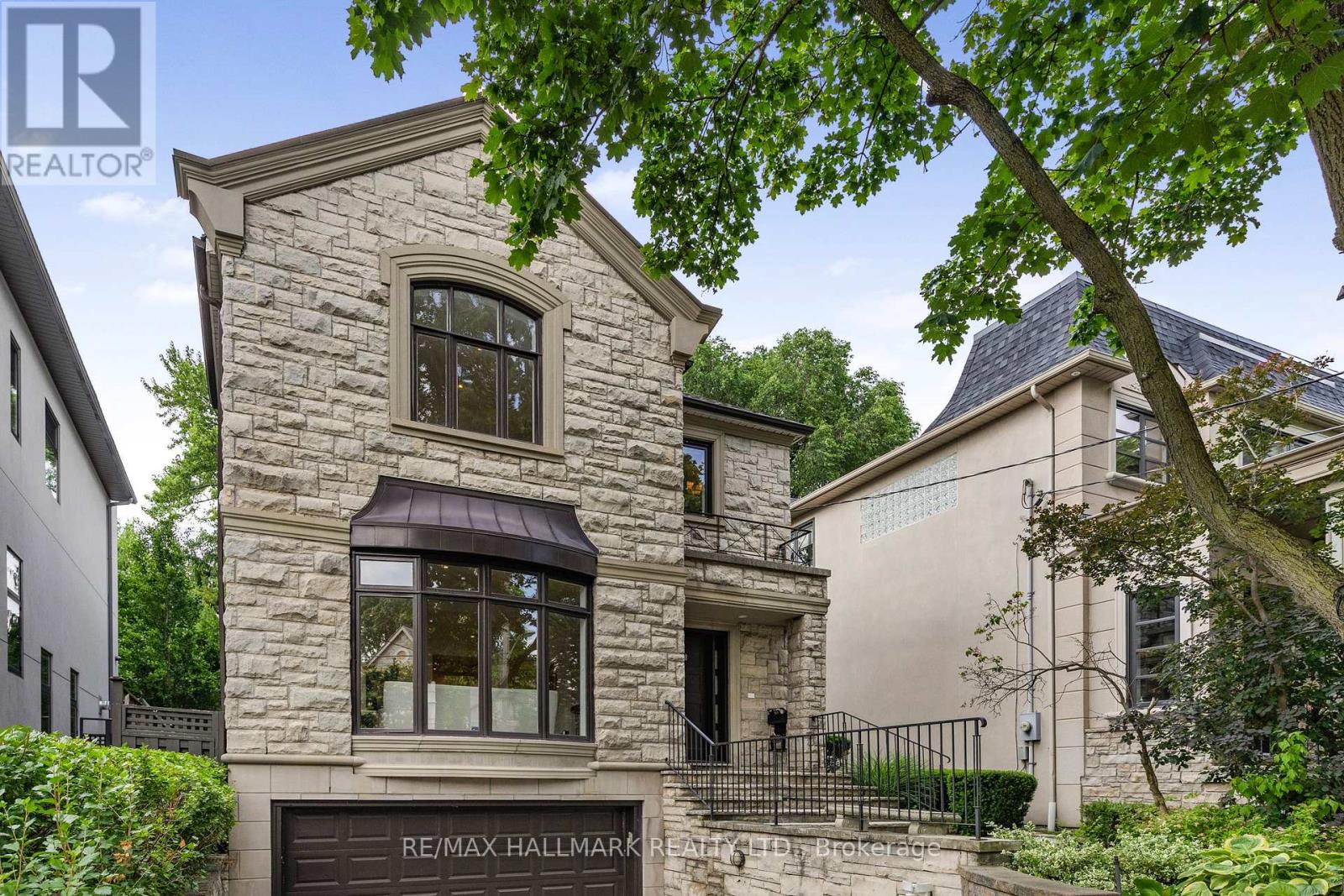 488 Brookdale Avenue, Toronto, Ontario  M5M 1R7 - Photo 2 - C12391083