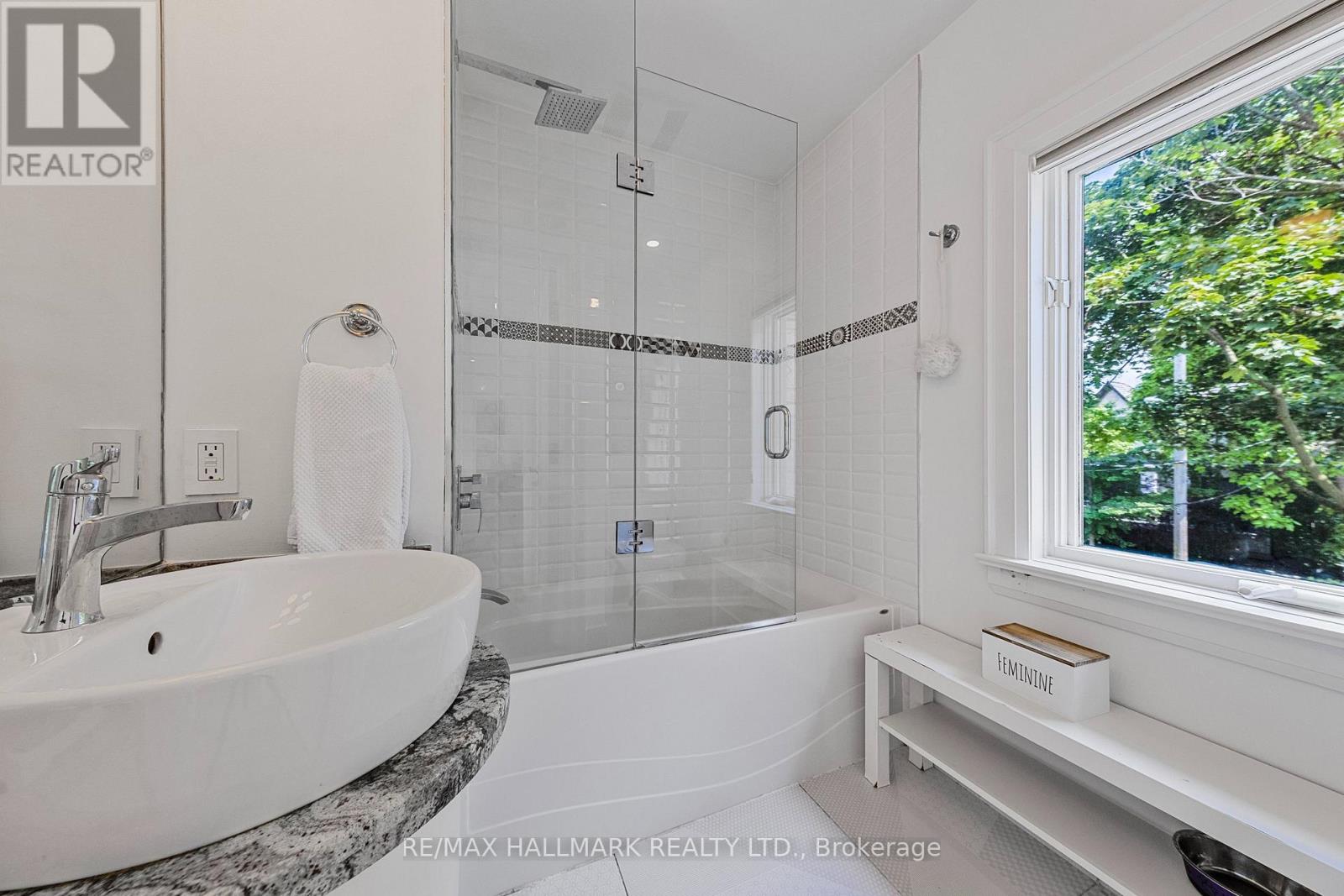 488 Brookdale Avenue, Toronto, Ontario  M5M 1R7 - Photo 38 - C12391083