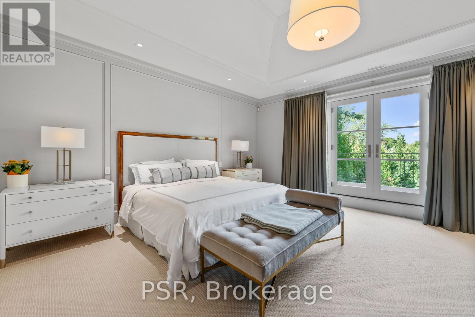221 Dunvegan Road, Toronto, Ontario  M5P 2P3 - Photo 8 - C12391173