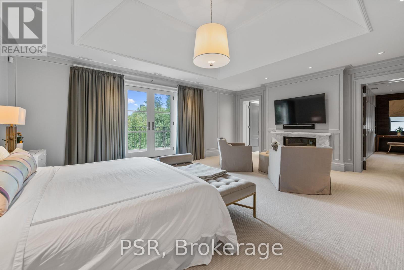 221 Dunvegan Road, Toronto, Ontario  M5P 2P3 - Photo 9 - C12391173