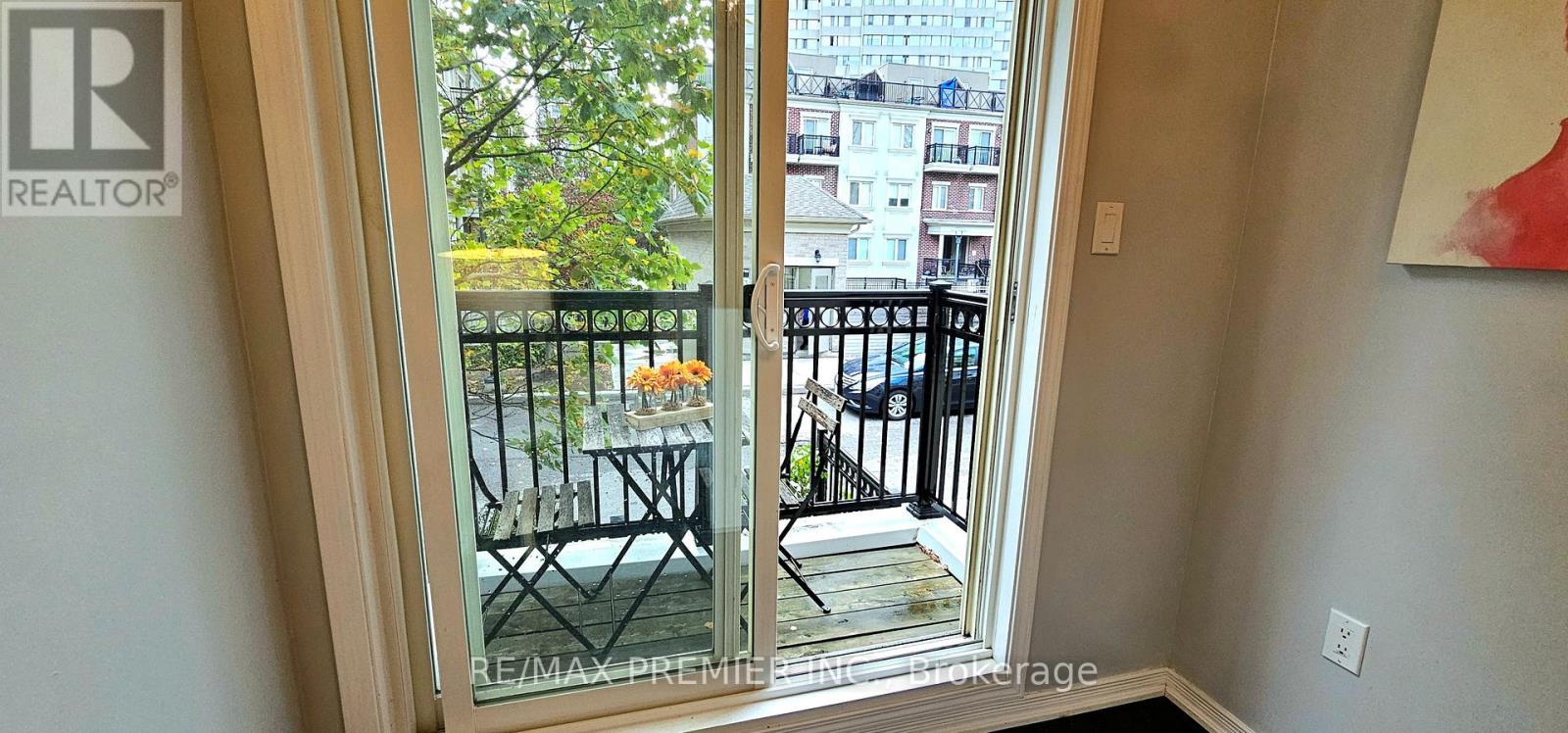 272 - 19 Coneflower Crescent, Toronto, Ontario  M2R 0A4 - Photo 16 - C12391189