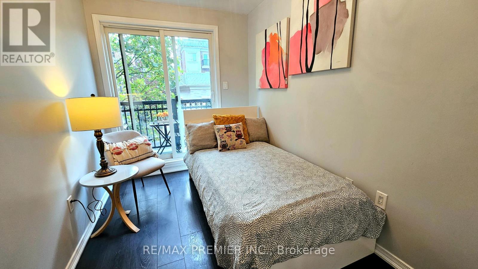 272 - 19 Coneflower Crescent, Toronto, Ontario  M2R 0A4 - Photo 17 - C12391189