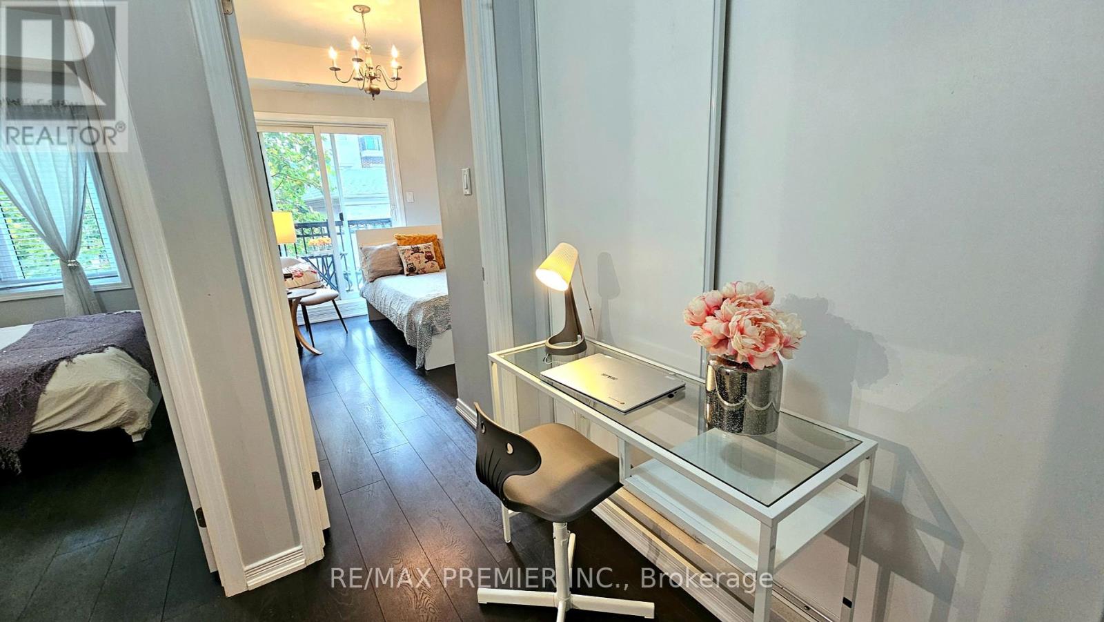 272 - 19 Coneflower Crescent, Toronto, Ontario  M2R 0A4 - Photo 18 - C12391189