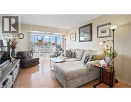 265 WESTCOURT Place Unit# 705, Waterloo, Ontario