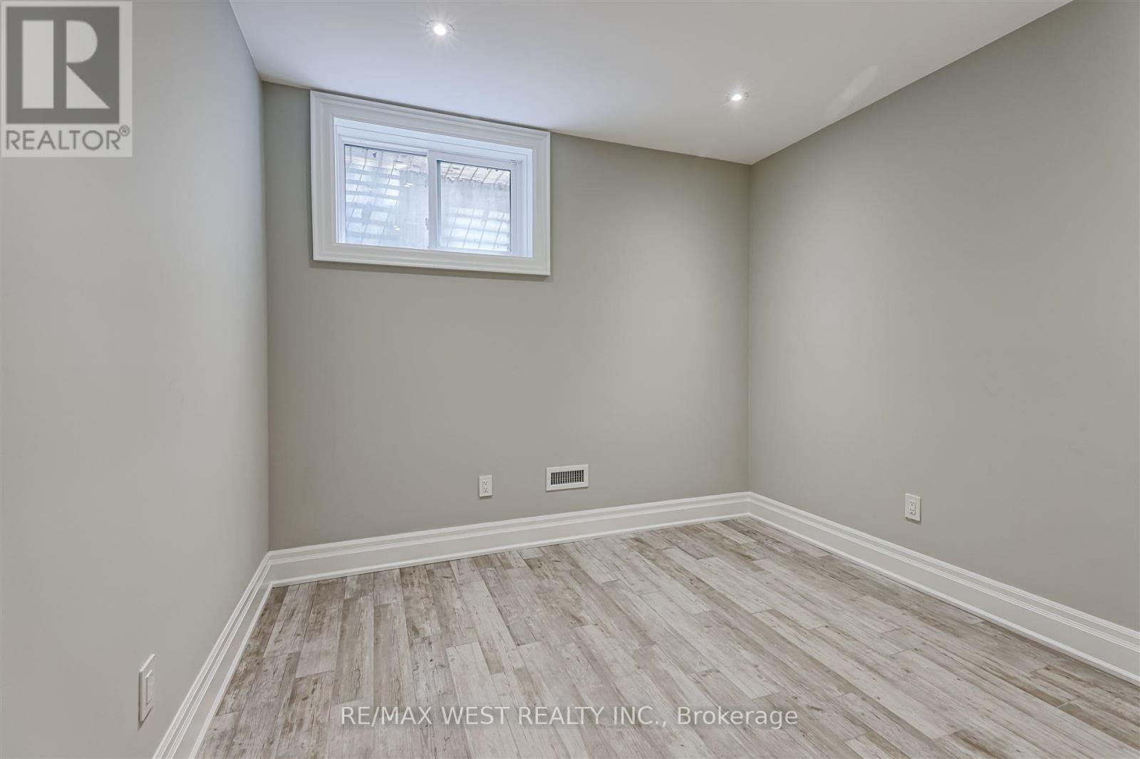 18 Windy Ridge Drive, Toronto (Scarborough Village), Ontario  M1M 1H5 - Photo 40 - E12391164