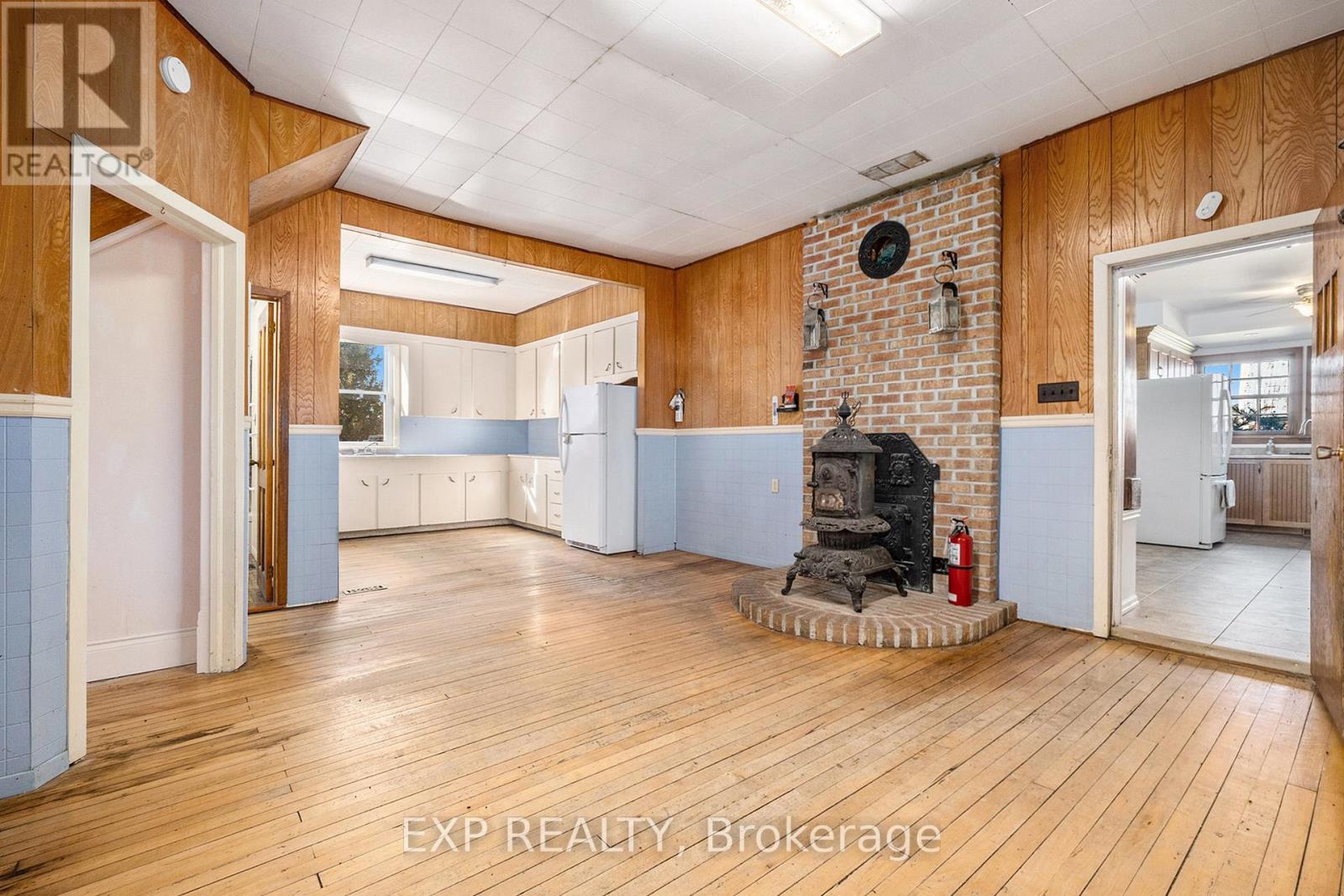 18873 Kenyon Concession 5 Road, North Glengarry, Ontario  K0C 1A0 - Photo 19 - X12391236