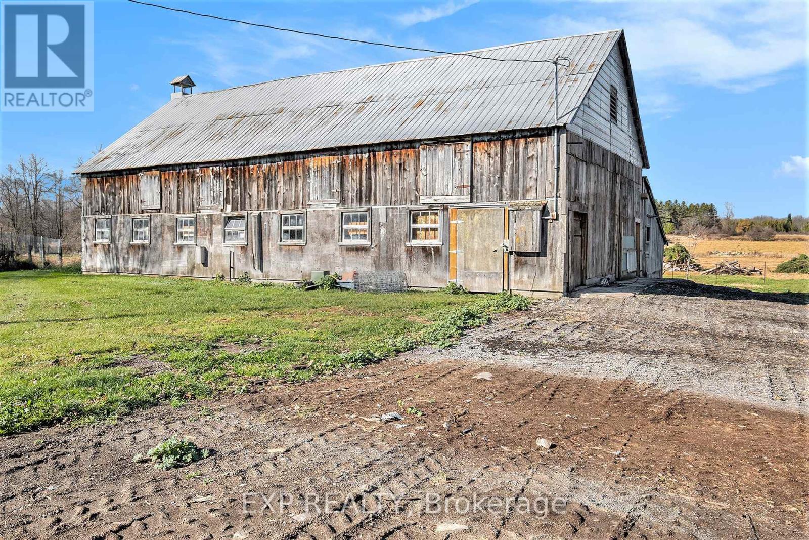 18873 Kenyon Concession 5 Road, North Glengarry, Ontario  K0C 1A0 - Photo 24 - X12391236