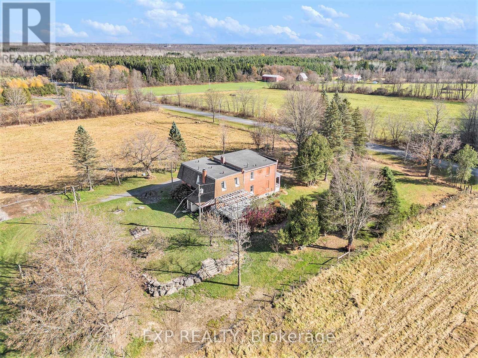 18873 Kenyon Concession 5 Road, North Glengarry, Ontario  K0C 1A0 - Photo 27 - X12391236