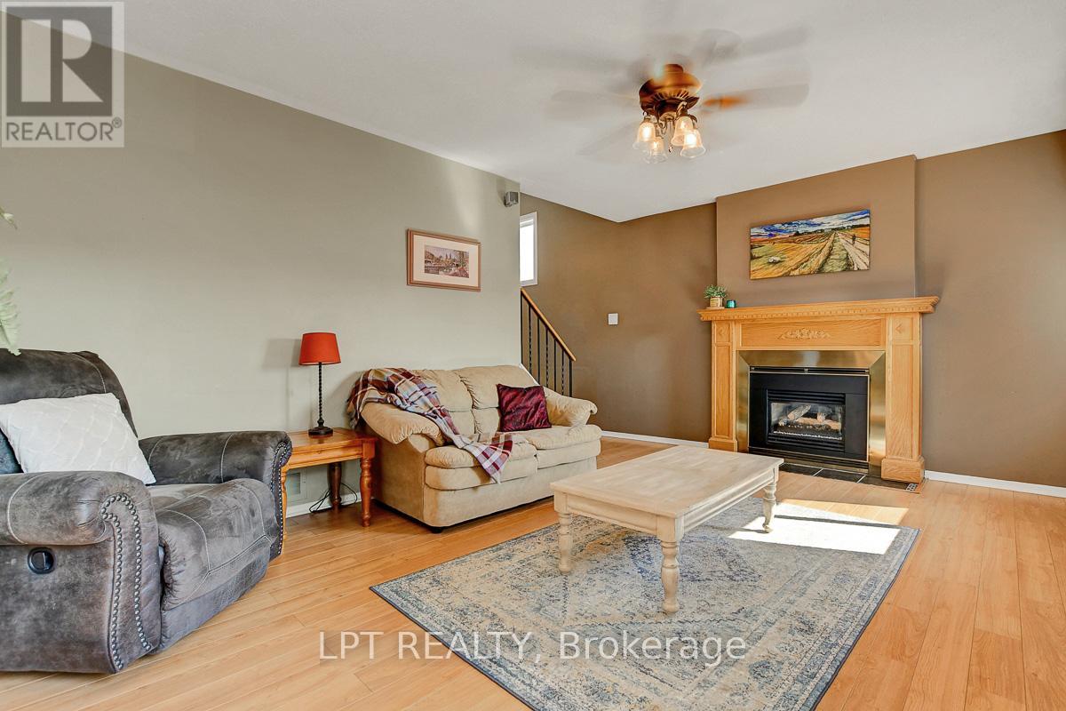 611 Tourelle Drive, Ottawa, Ontario  K4A 3H5 - Photo 19 - X12391247