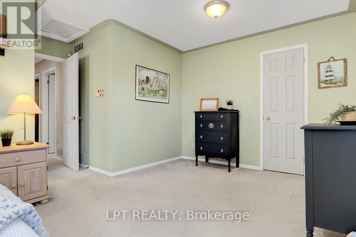 611 Tourelle Drive, Ottawa, Ontario  K4A 3H5 - Photo 22 - X12391247