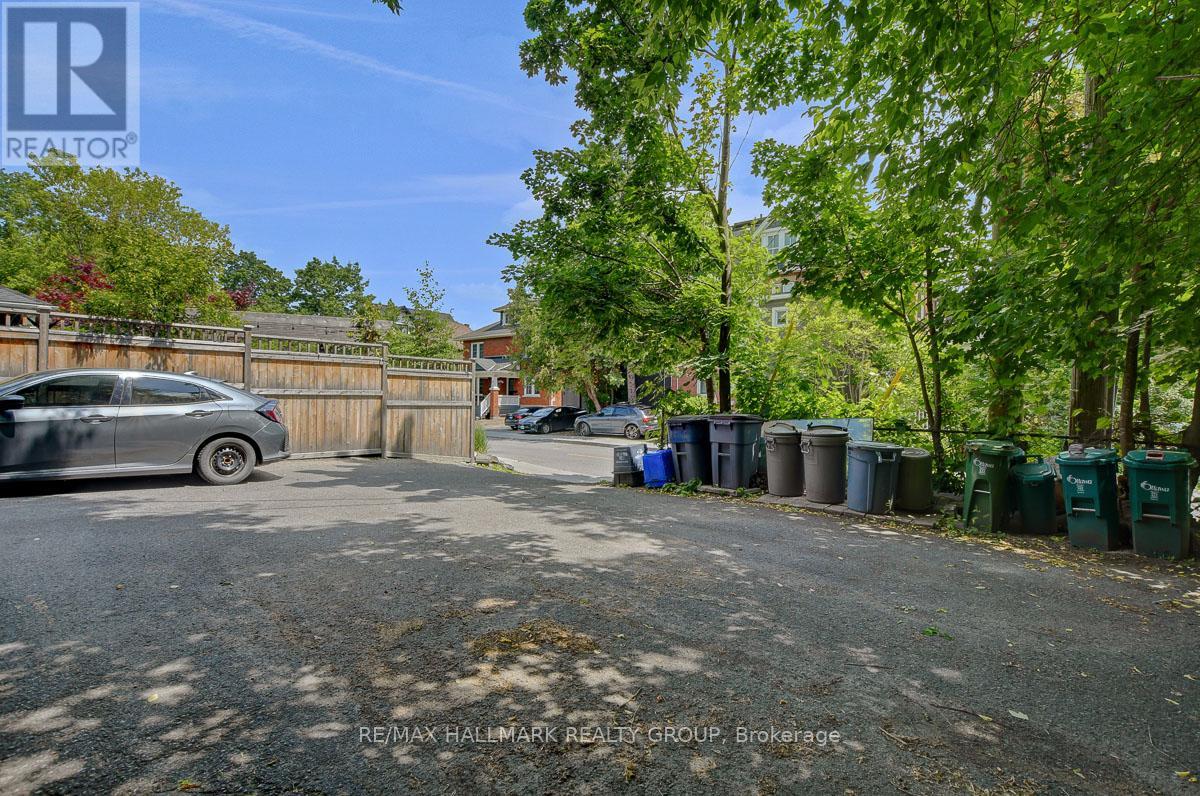 120 Strathcona Avenue S, Ottawa, Ontario  K1S 1X6 - Photo 36 - X12391254