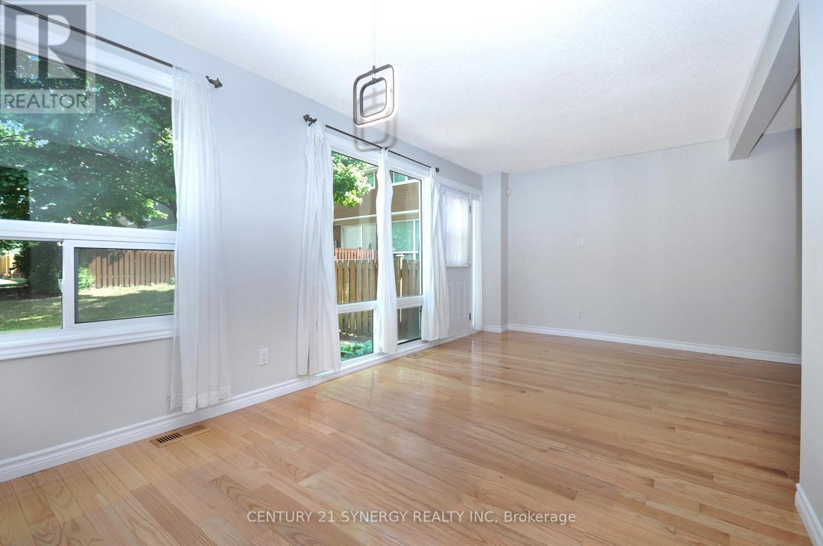 57 - 4613 Carrington Place, Ottawa, Ontario  K1B 4R1 - Photo 5 - X12391321