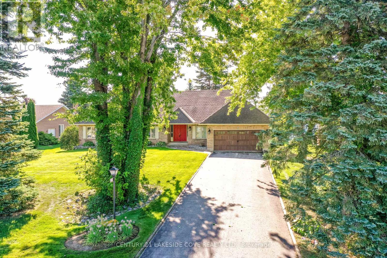 96 Bayshore Drive, Ramara (Brechin), Ontario  L0K 1B0 - Photo 3 - S12384994