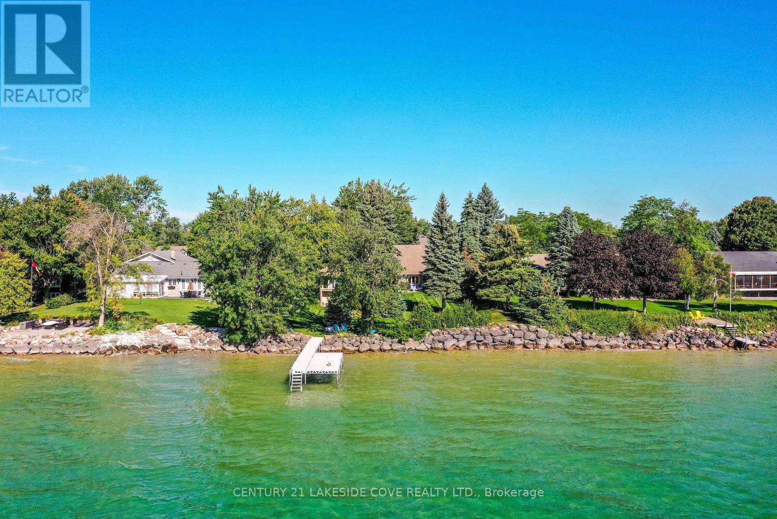 96 Bayshore Drive, Ramara (Brechin), Ontario  L0K 1B0 - Photo 7 - S12384994