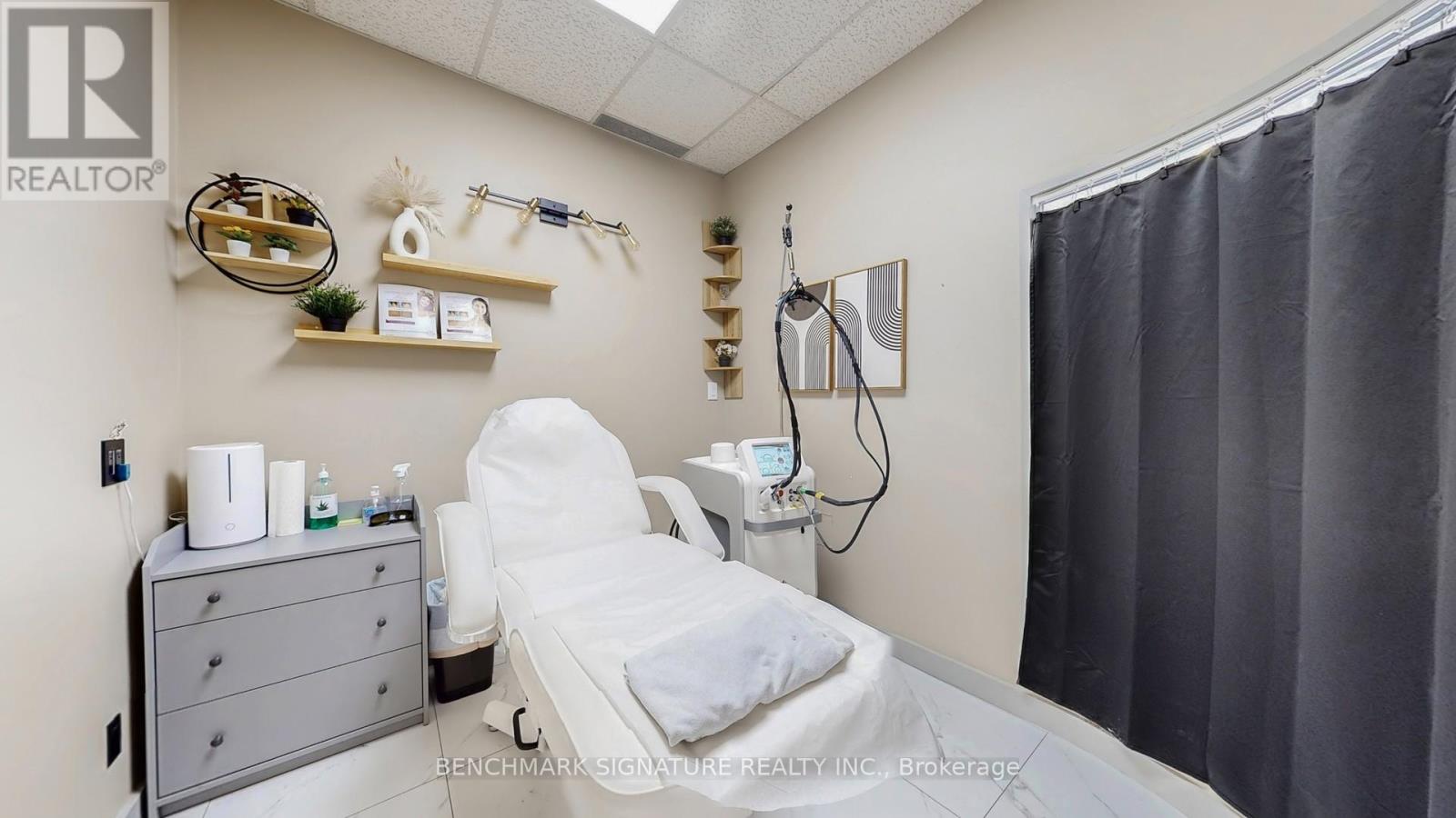 16 - 160 East Beaver Creek Road, Richmond Hill (Beaver Creek Business Park), Ontario  L4B 3J6 - Photo 14 - N12391064