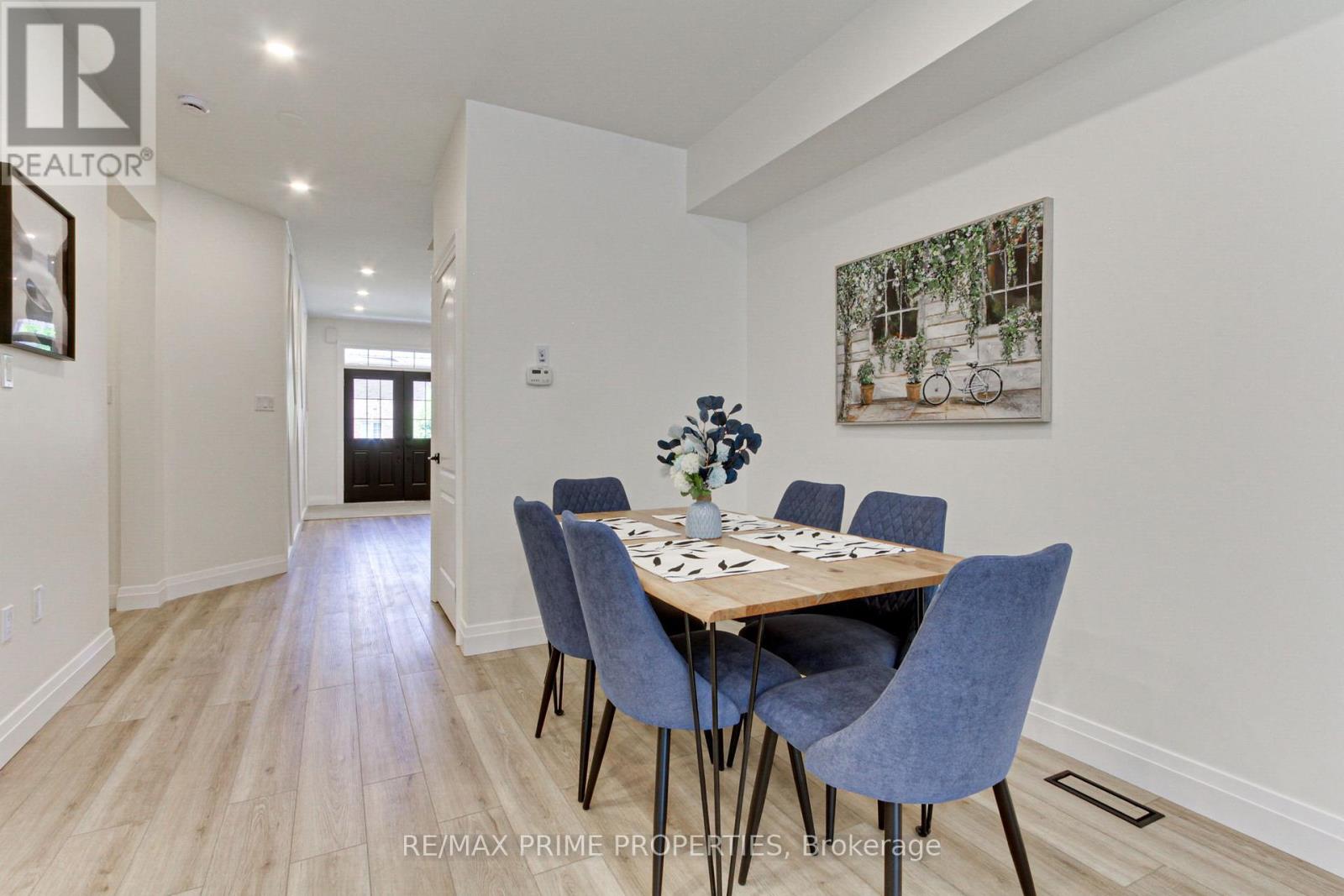 39 Scotia Road, Georgina, Ontario  L0E 1R0 - Photo 6 - N12391134